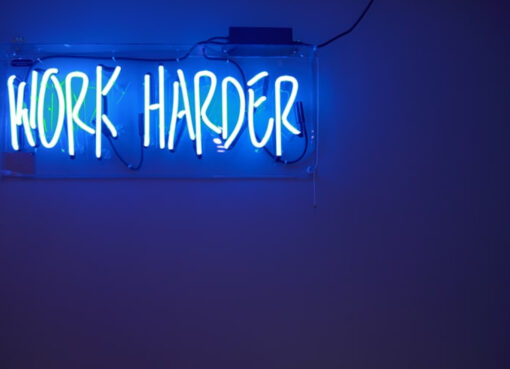 كيف تحقق التقدم المهني؟